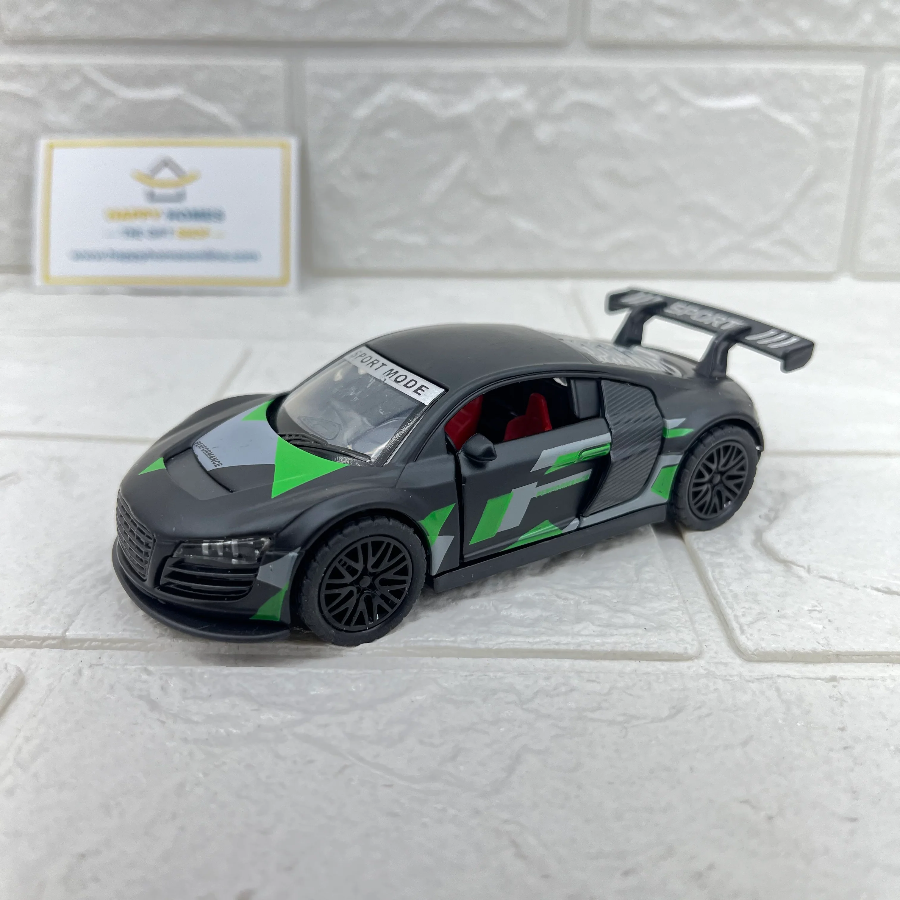 Audi R8 1/36 Scale - Image 3