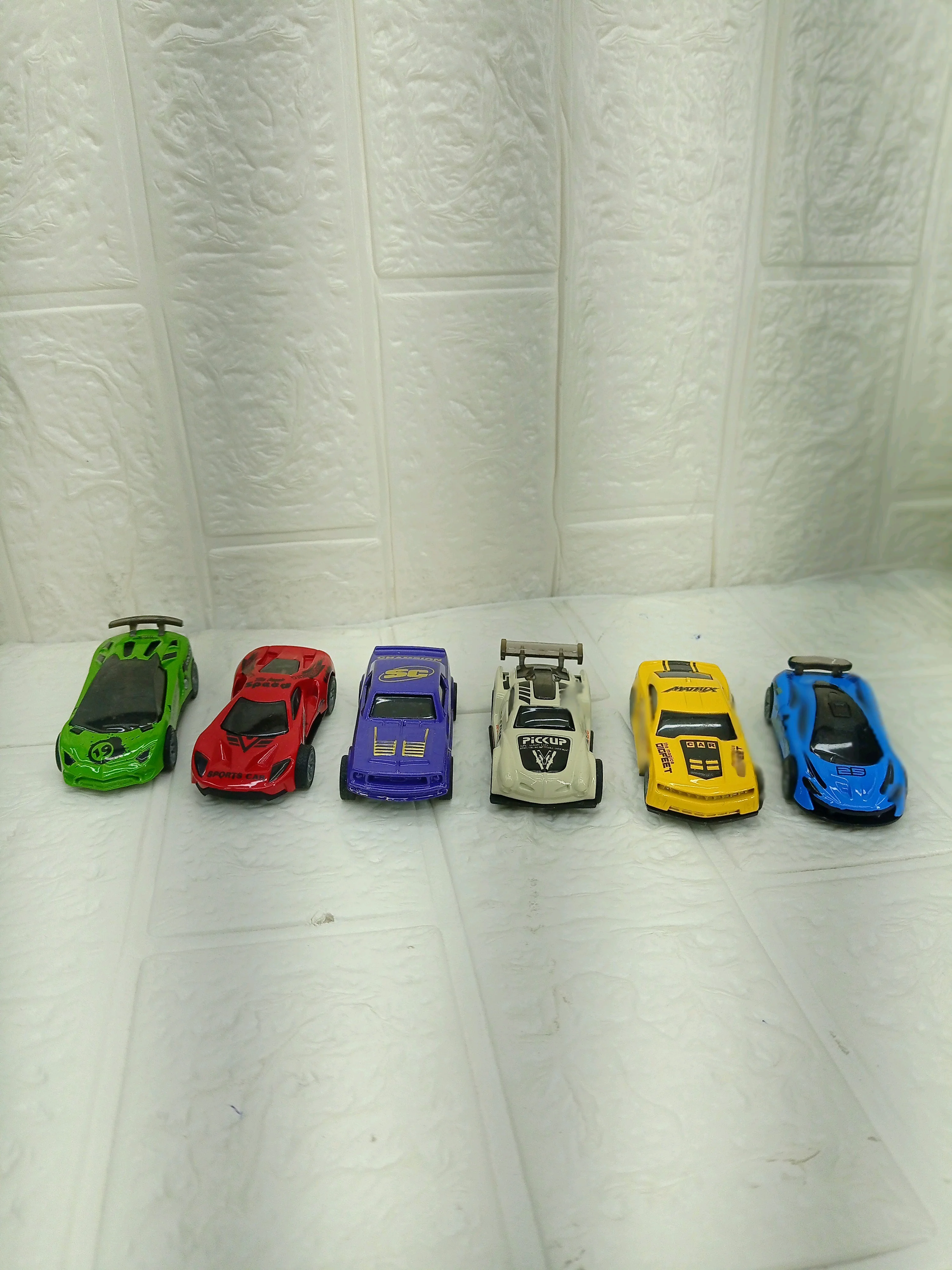Alloy Car Set (6pcs) - Image 3