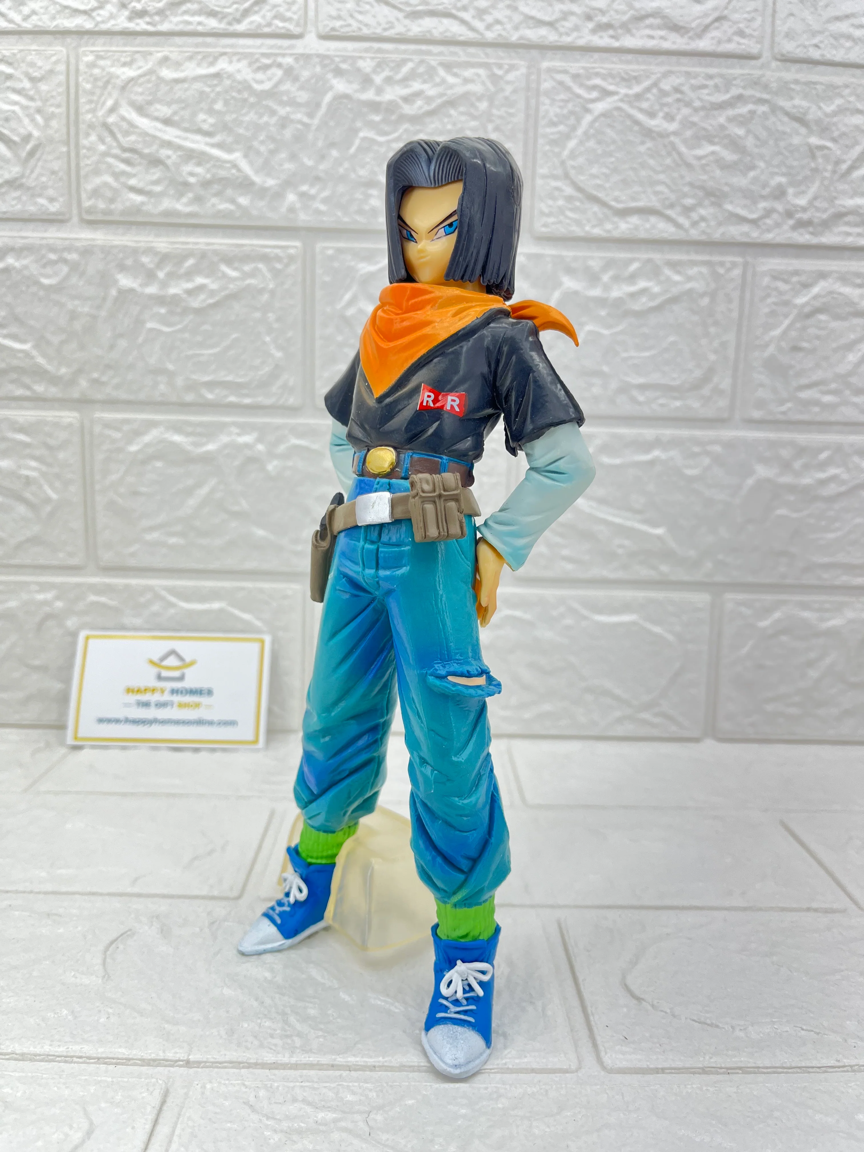Android 17 Dragon ball Figurine - Image 4