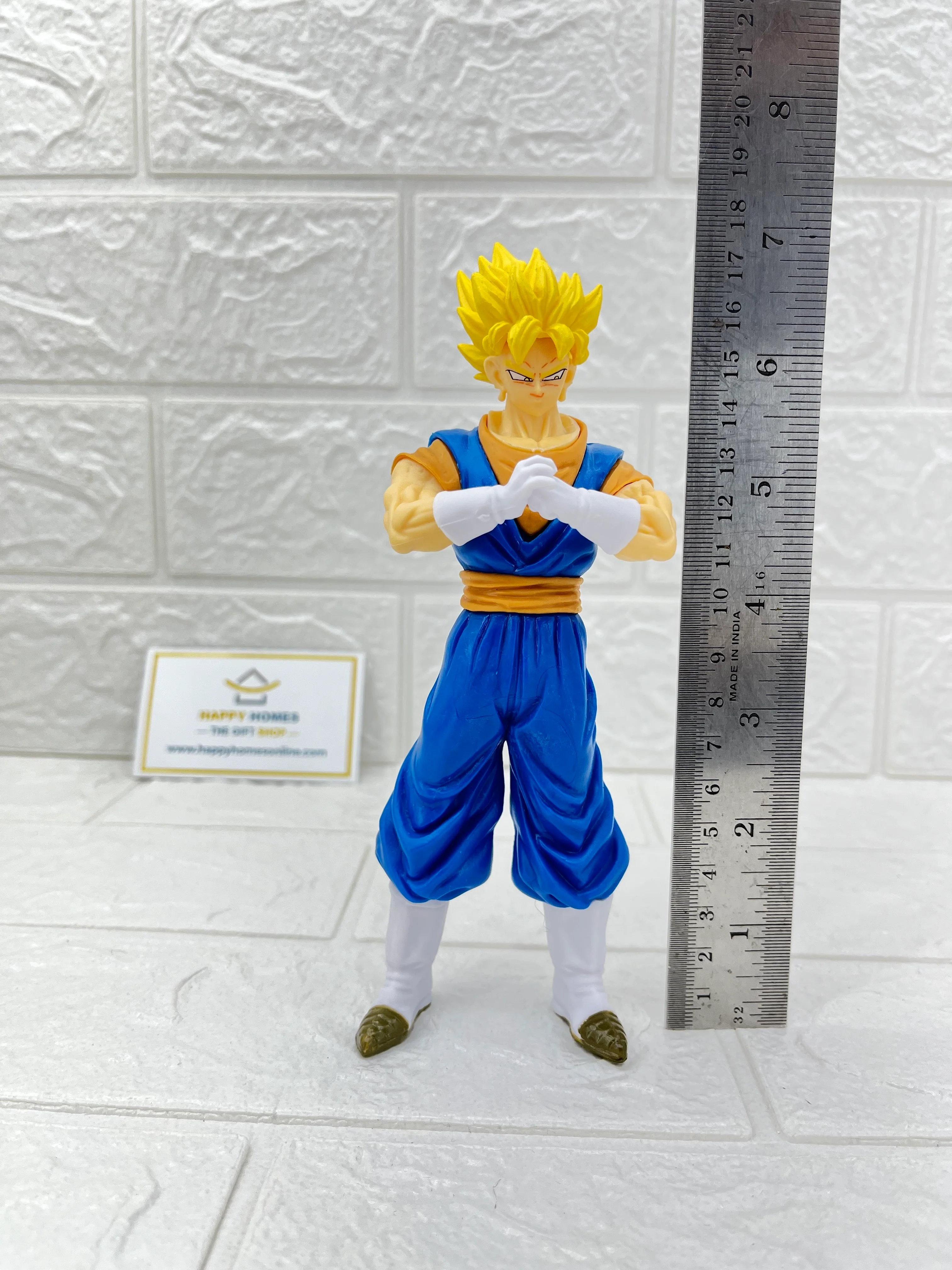 Pounding Fists Yellow Hair Goku Dragon ball Figurine - Image 3