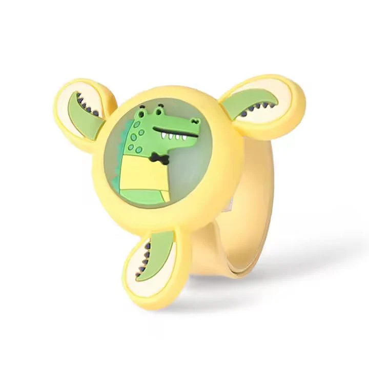 Kids spinner LED watch - Image 6